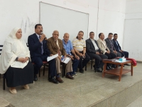 ندوة حوارية بعنوان ( المعلم : قدوة ونموذجاً ، قصة نجاح )